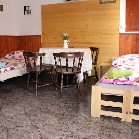Πανσιόν Penzion S Vinnym Sklepem *